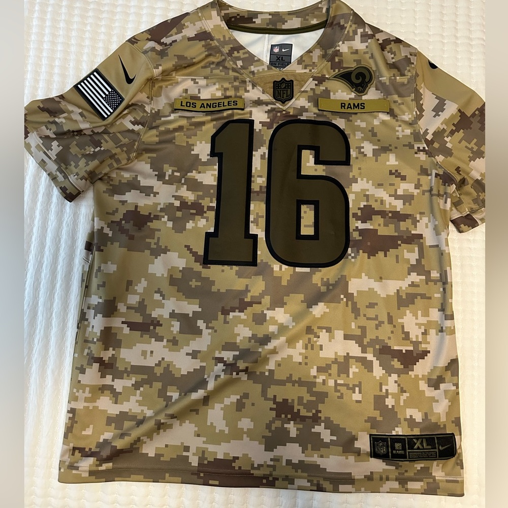 Rams jersey